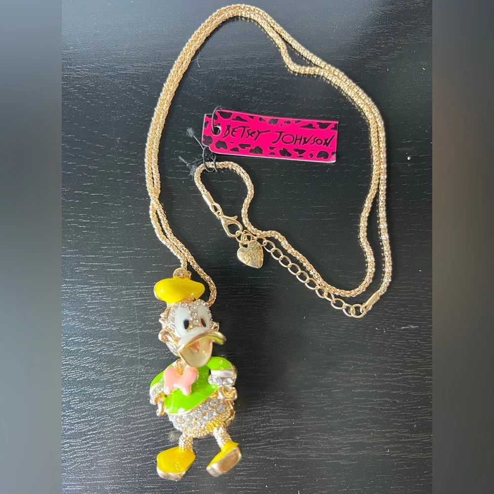 🦆NWT! Crystal & Enamel Duck Necklace